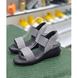 صندل کفش تابستونی