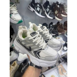 کتونی کفش اسپرت مدل نایک سه خط